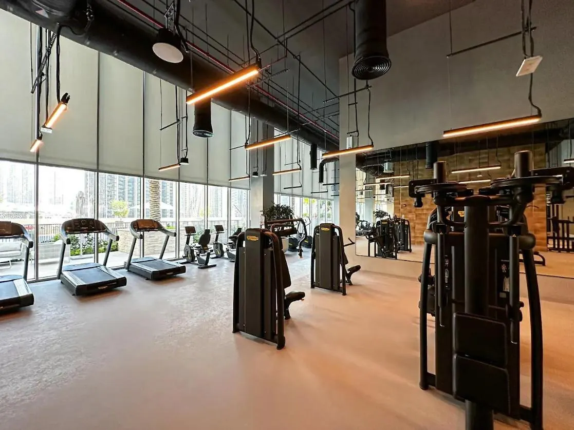Apartment Oraya - Modern Apt 5 Min Walk To Dubai Mall & Burj Views
